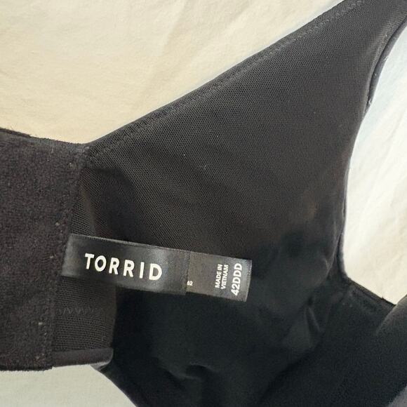Torrid Dream Wire Free Boost Black Bra Size 42DDD - Picture 4 of 6